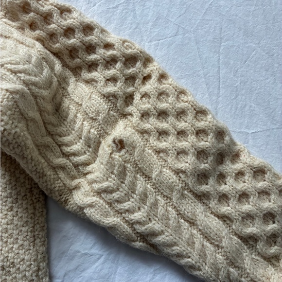 LLBean Large 100% Wool Fisherman’s Sweater Made in Ireland - Picture 5 of 5